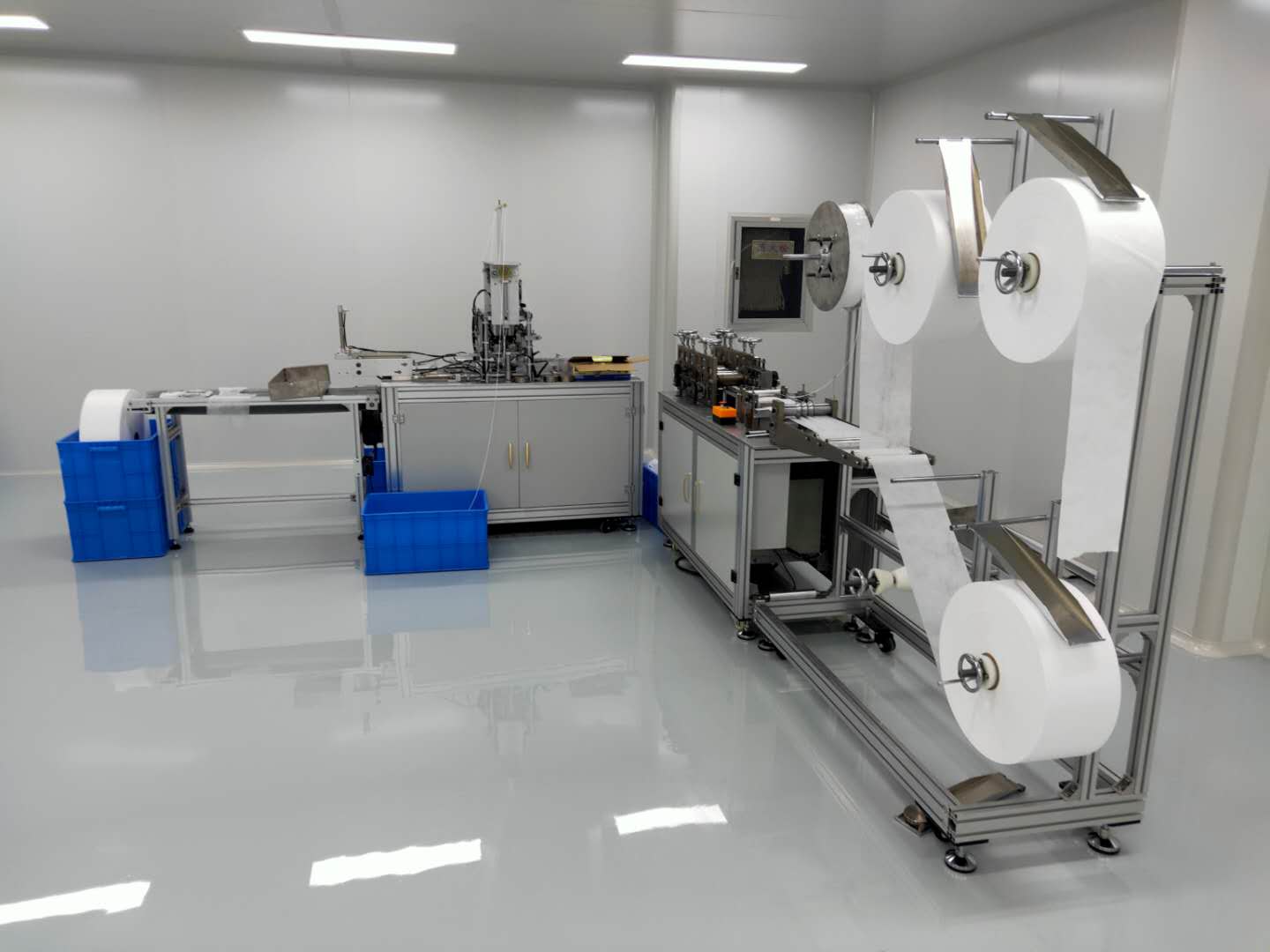 卓為凈化口罩廠(chǎng)十萬(wàn)級(jí)無(wú)塵車(chē)間完工